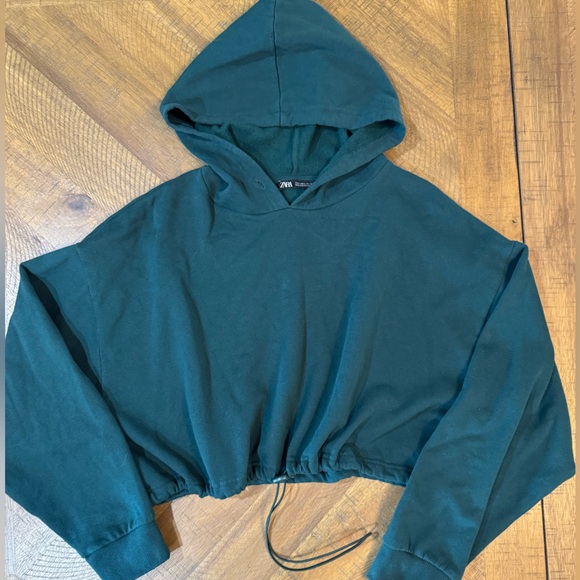 Zara Tops - Zara Dark Green Super Soft Crop Drawstring Hoodie